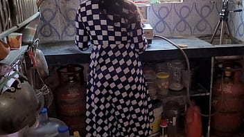 Indian maid gets humped rock-hard in dogstyle