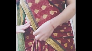 Indian aunty's sensuous snatch of a school woman in homemade vid